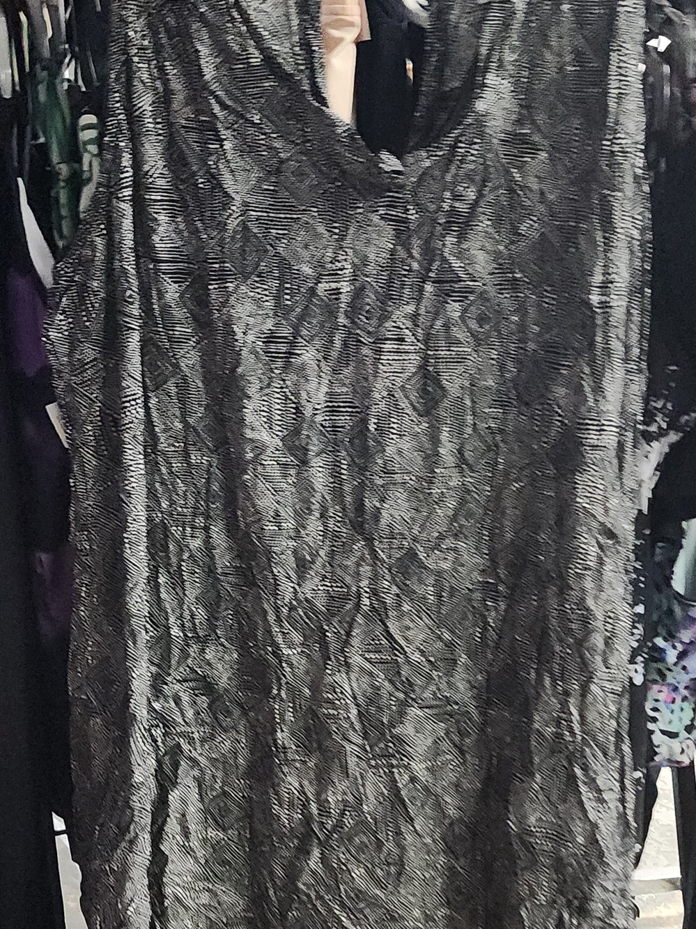 Old Navy Black and White Dot Pattern Tank - Picture 2 of 7